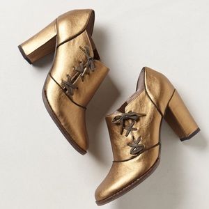 NEW!! FARYLROBIN Anthropologie gold mod booties❤️